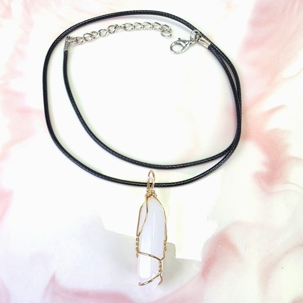 Natural Stone Pendant Necklace​